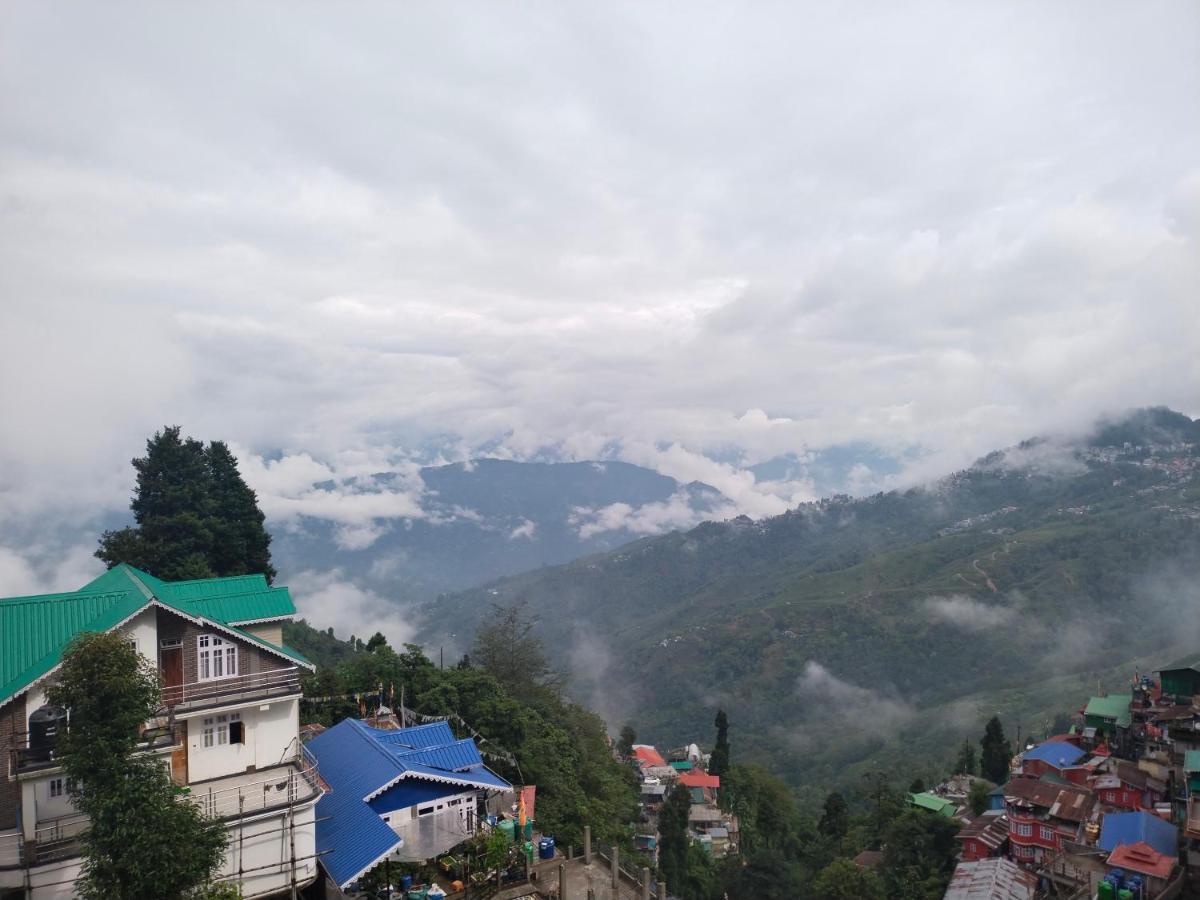 Dew Drops Guest House Darjeeling (West Bengal) Exterior foto