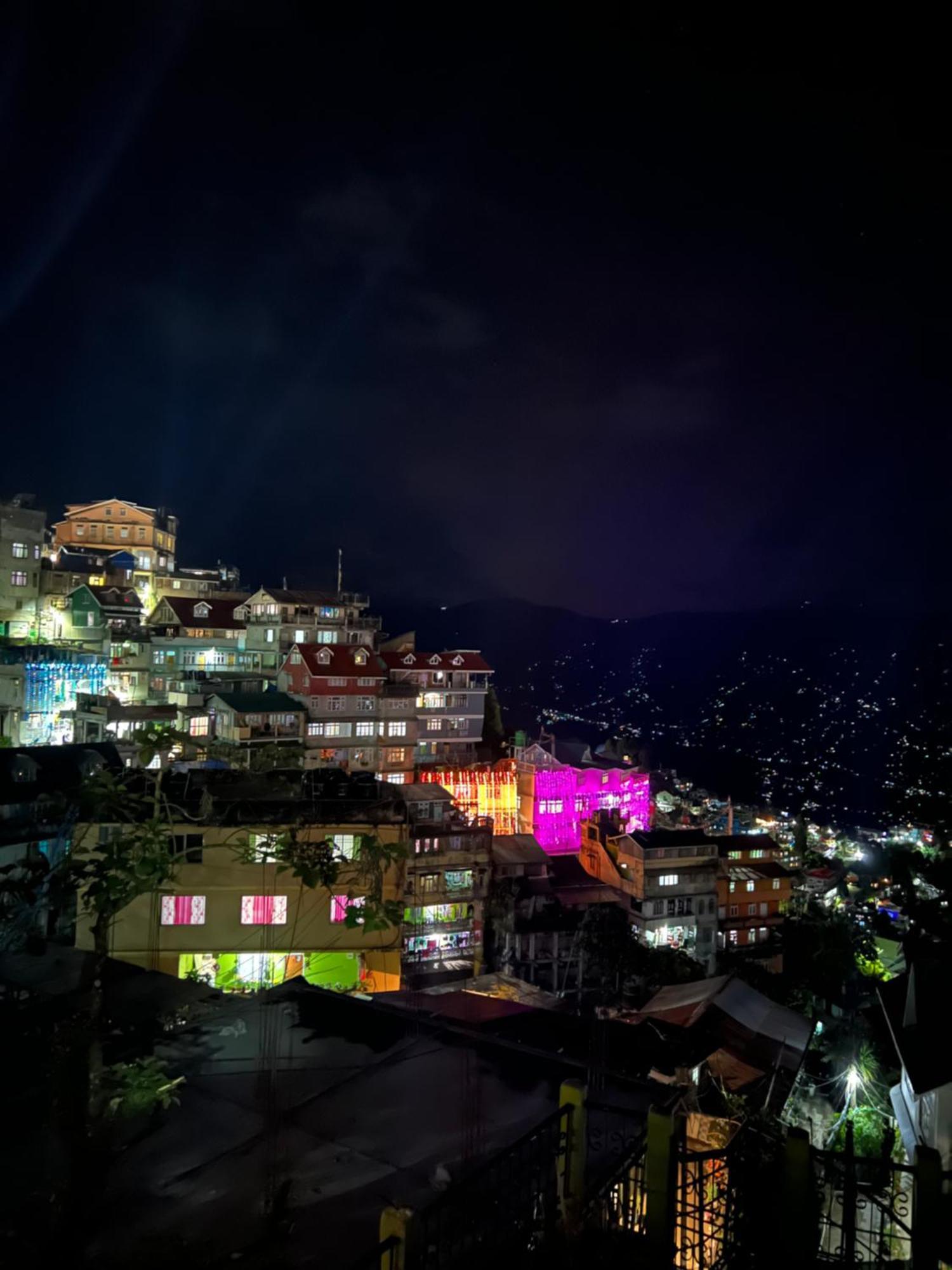 Dew Drops Guest House Darjeeling (West Bengal) Exterior foto